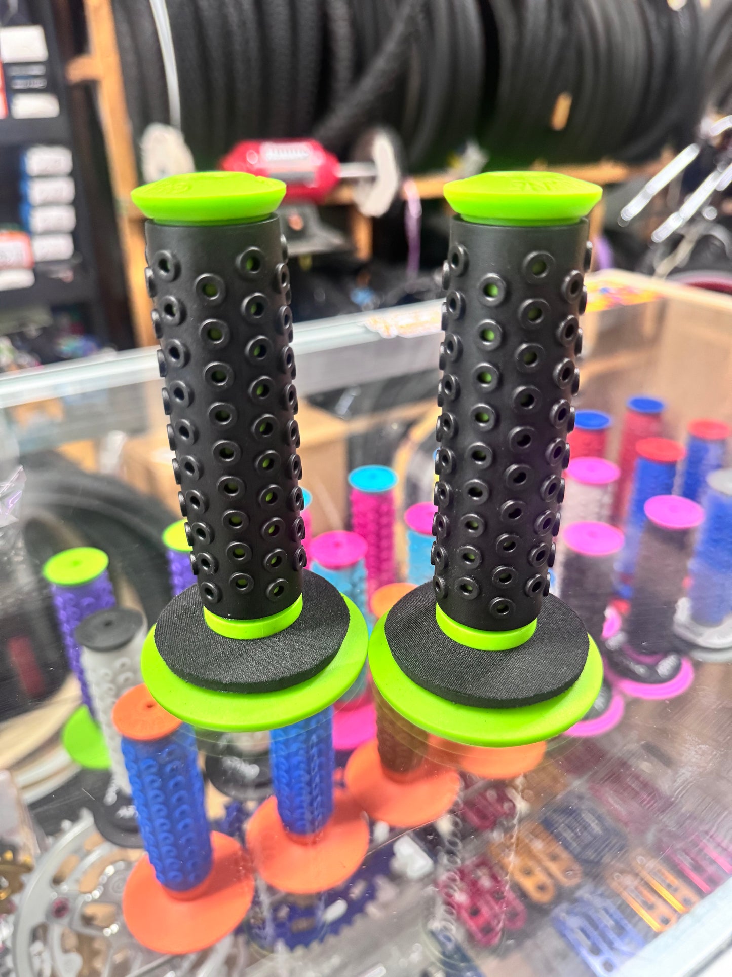 Frank’s Bicycles REPOP B1-B Grips LIME GREEN/BLACK