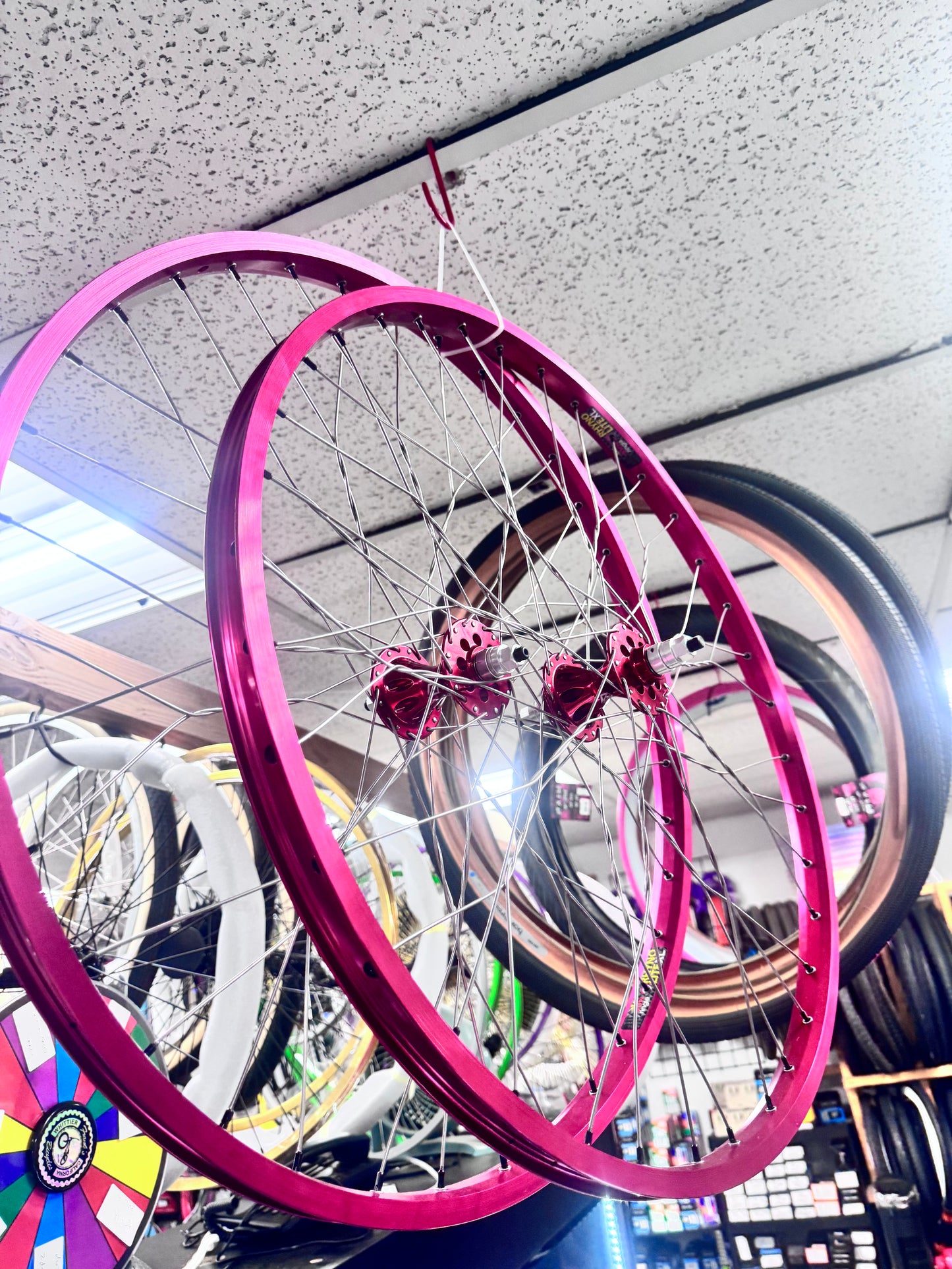 Wheel Set 3x Twist Red Ryhno Lites XL & Red TNT Hubs