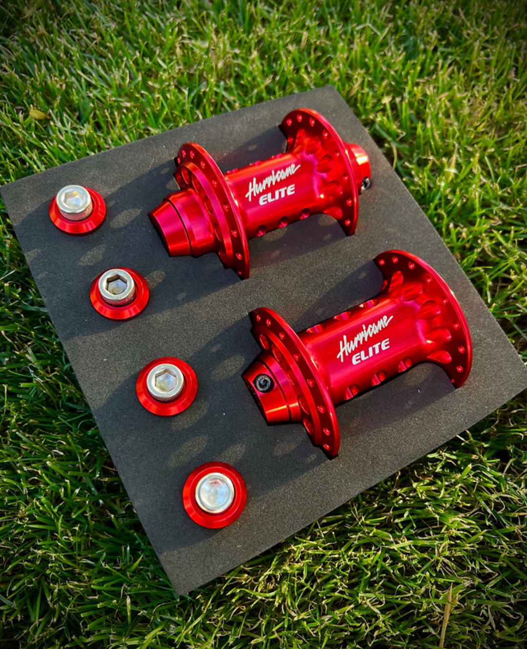BULLSEYE HURRICANE HUB SET