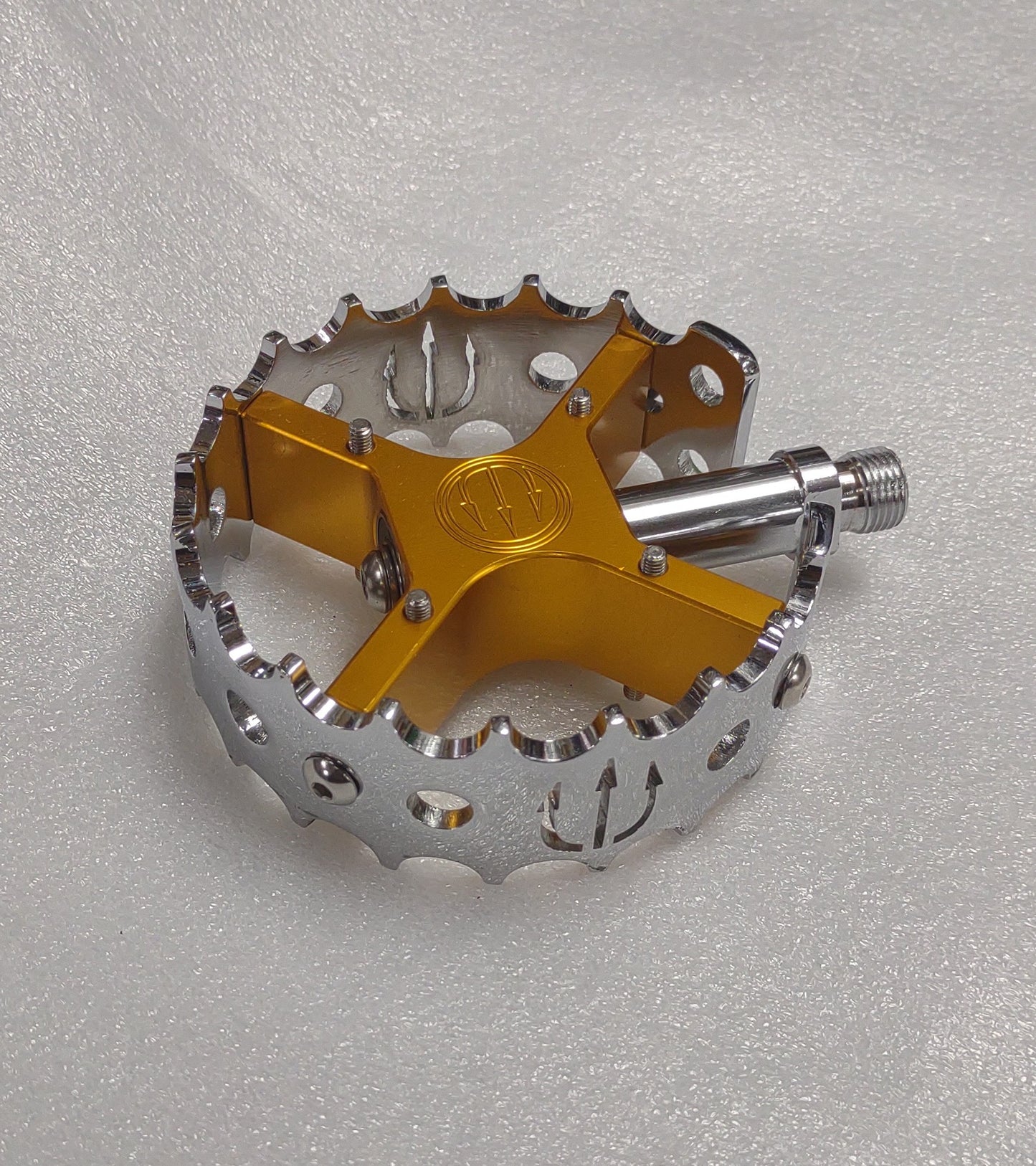 Evil ALLOY pedals gold/Chrome