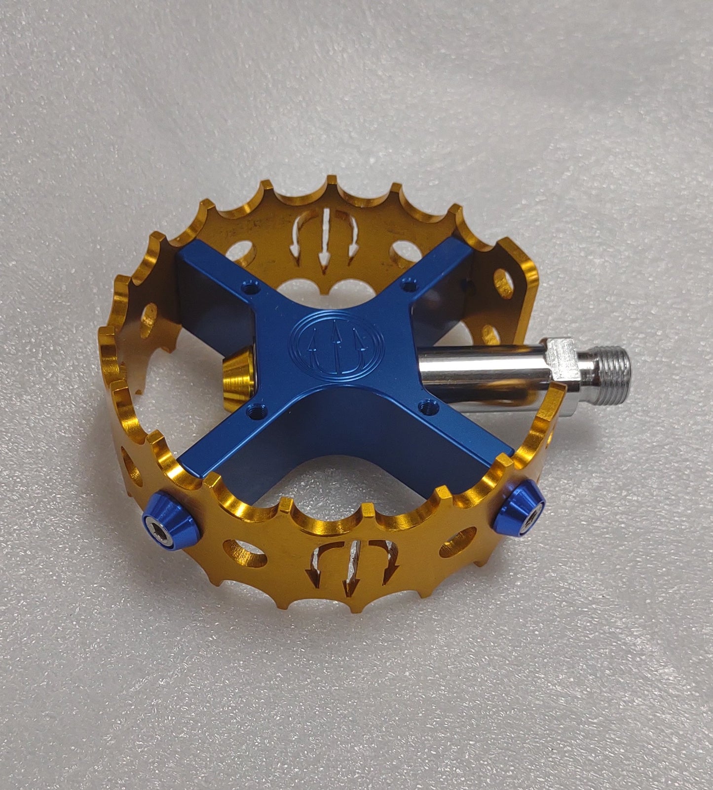 Evil ALLOY pedals custom blue/gold