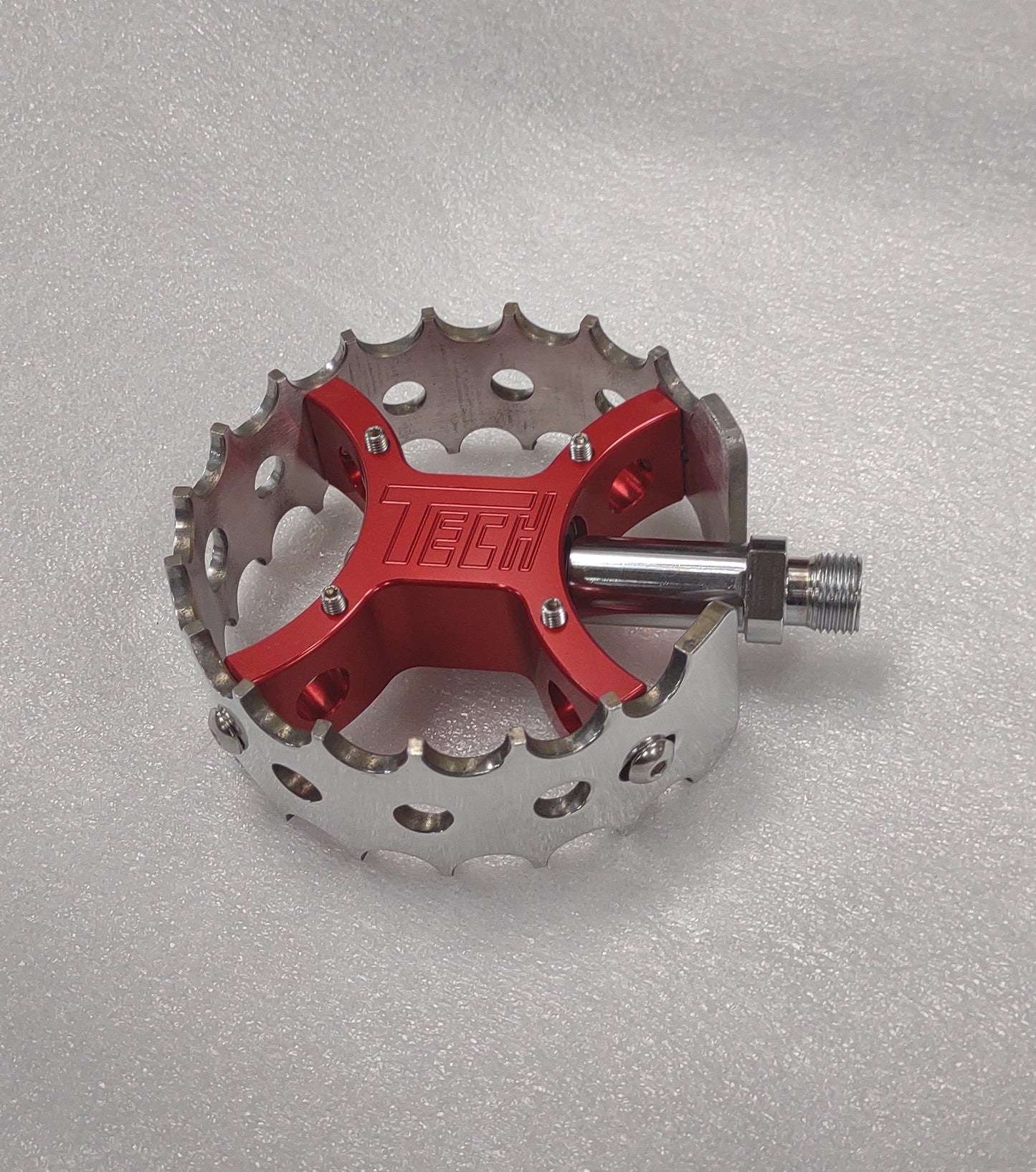Technique Tech round pedals red/polish