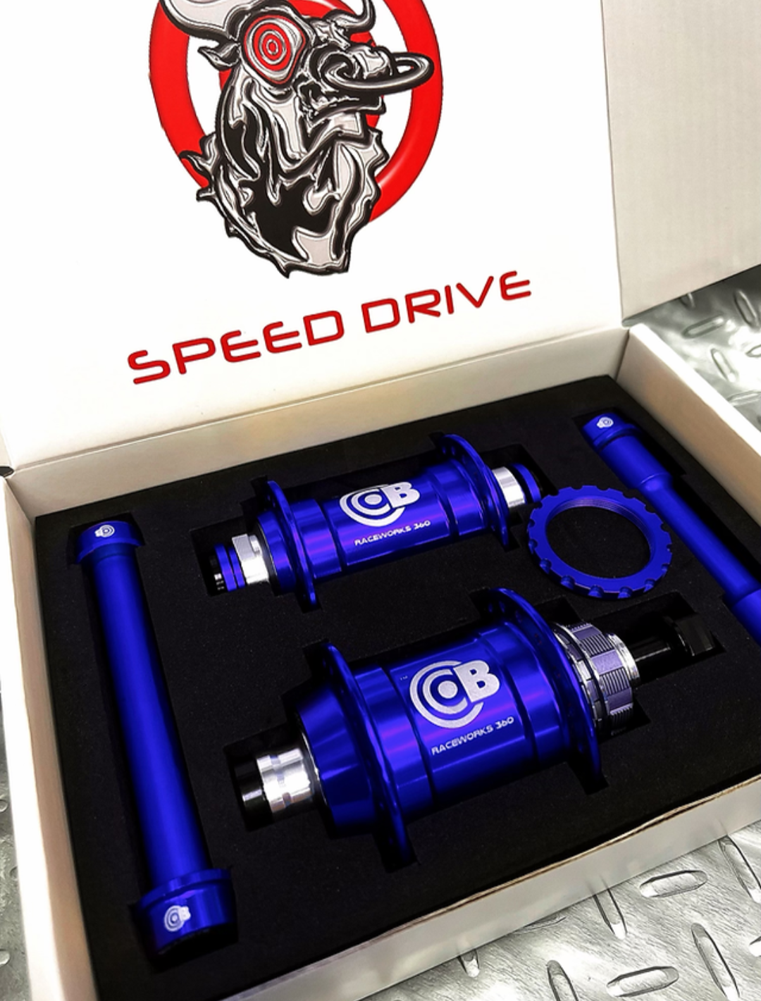 Bullseye 🎯 Racing Hubs Blue