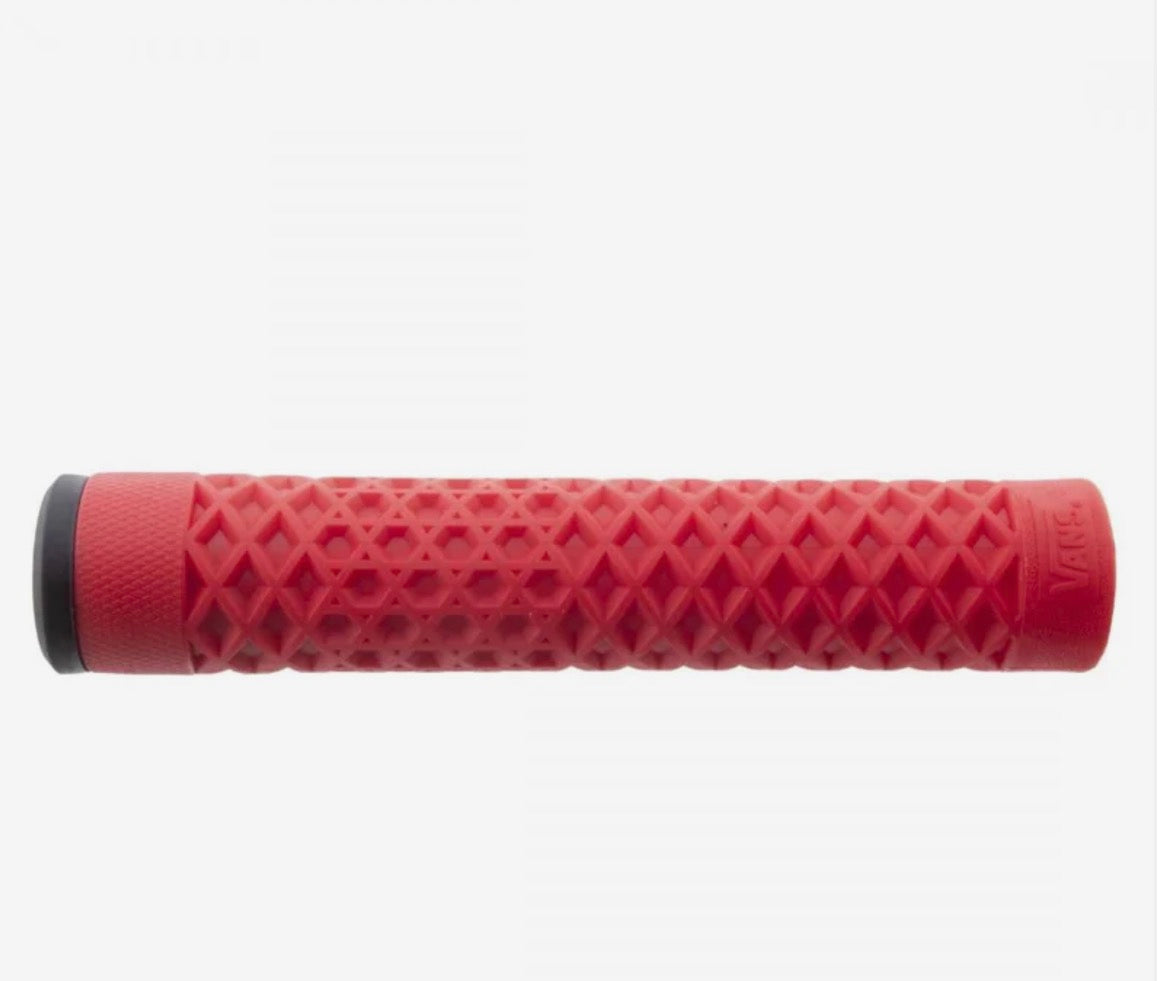 ODI CULT VANS WAFFLE FLANGELESS GRIPS (RED)