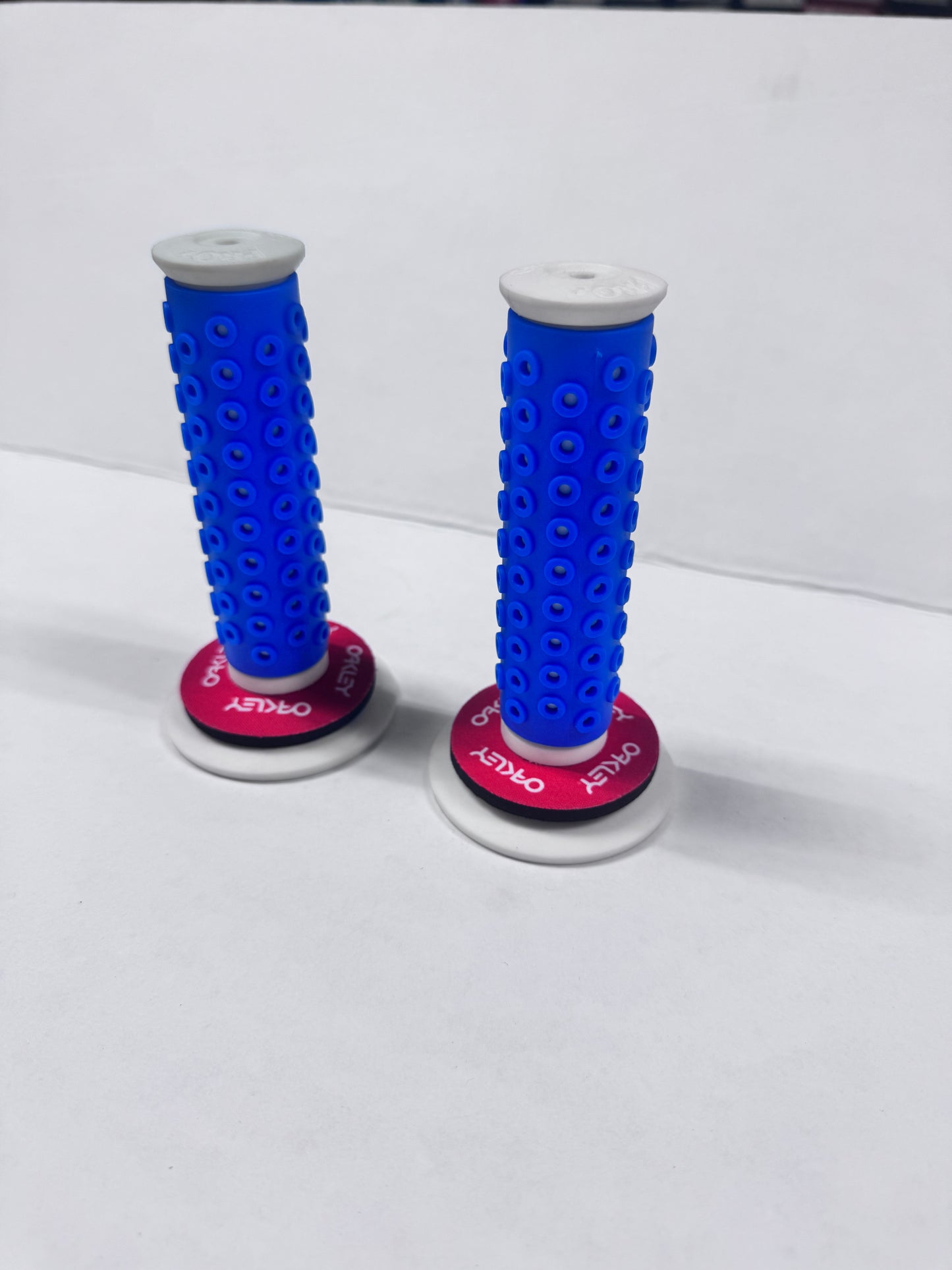 Frank’s Bicycles REPOP OAKLEY B1-B Grips “SKYWAY COLOR SET” POPULAR🚨