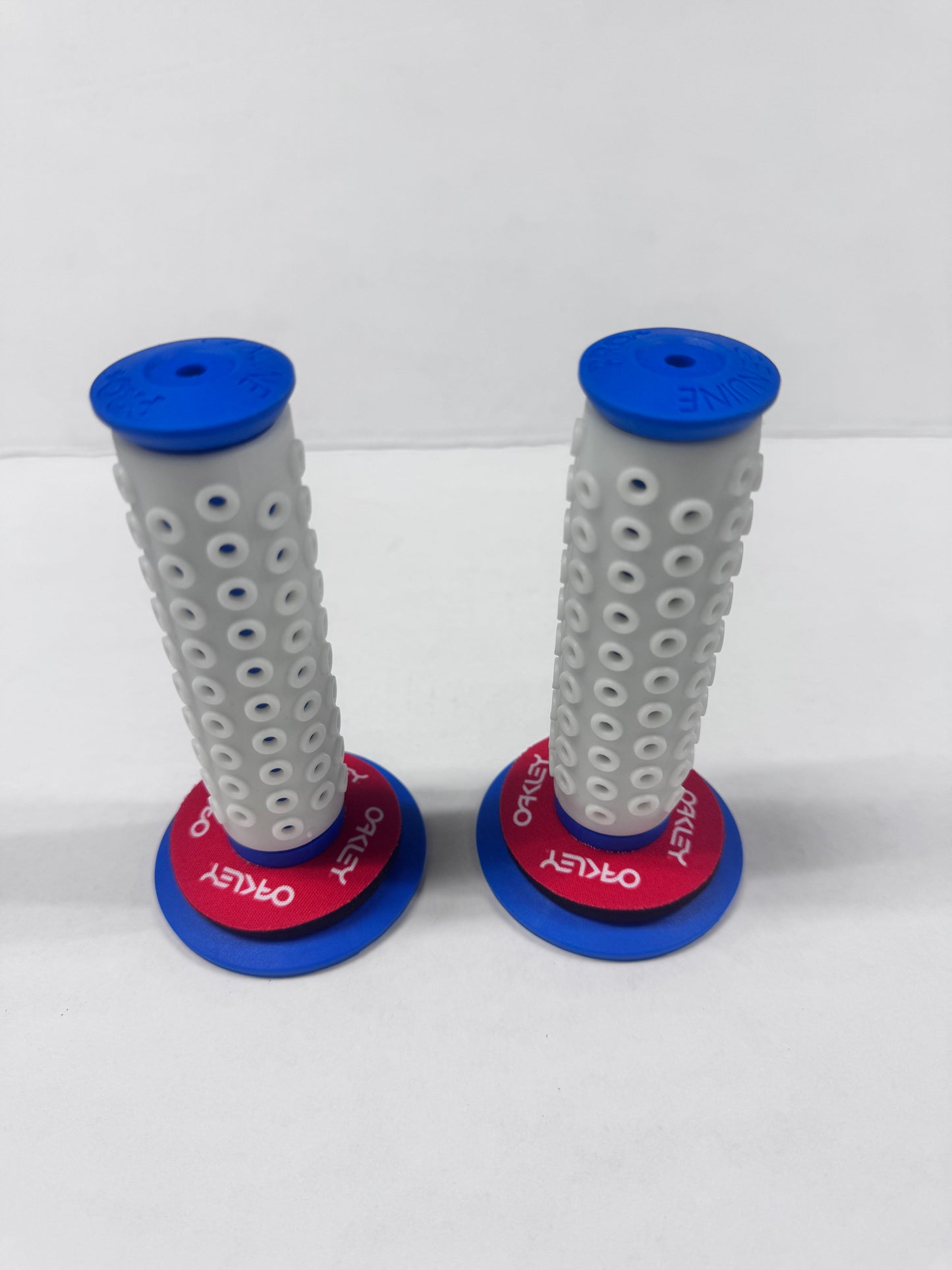 Frank’s Bicycles REPOP OAKLEY B1-B Grips “SKYWAY COLOR SET” POPULAR🚨
