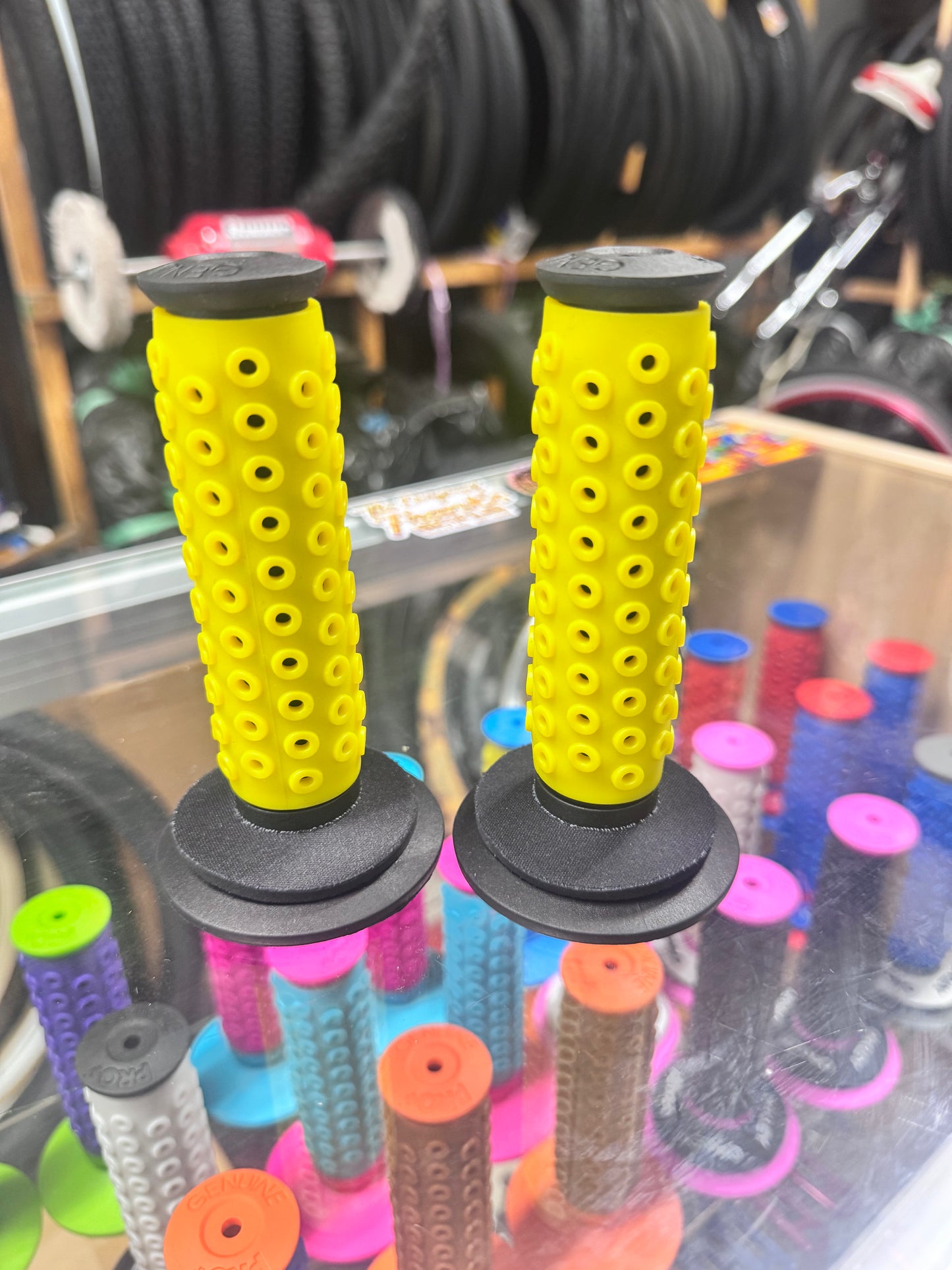 Frank’s Bicycles REPOP B1-B Grips BLACK/YELLOW
