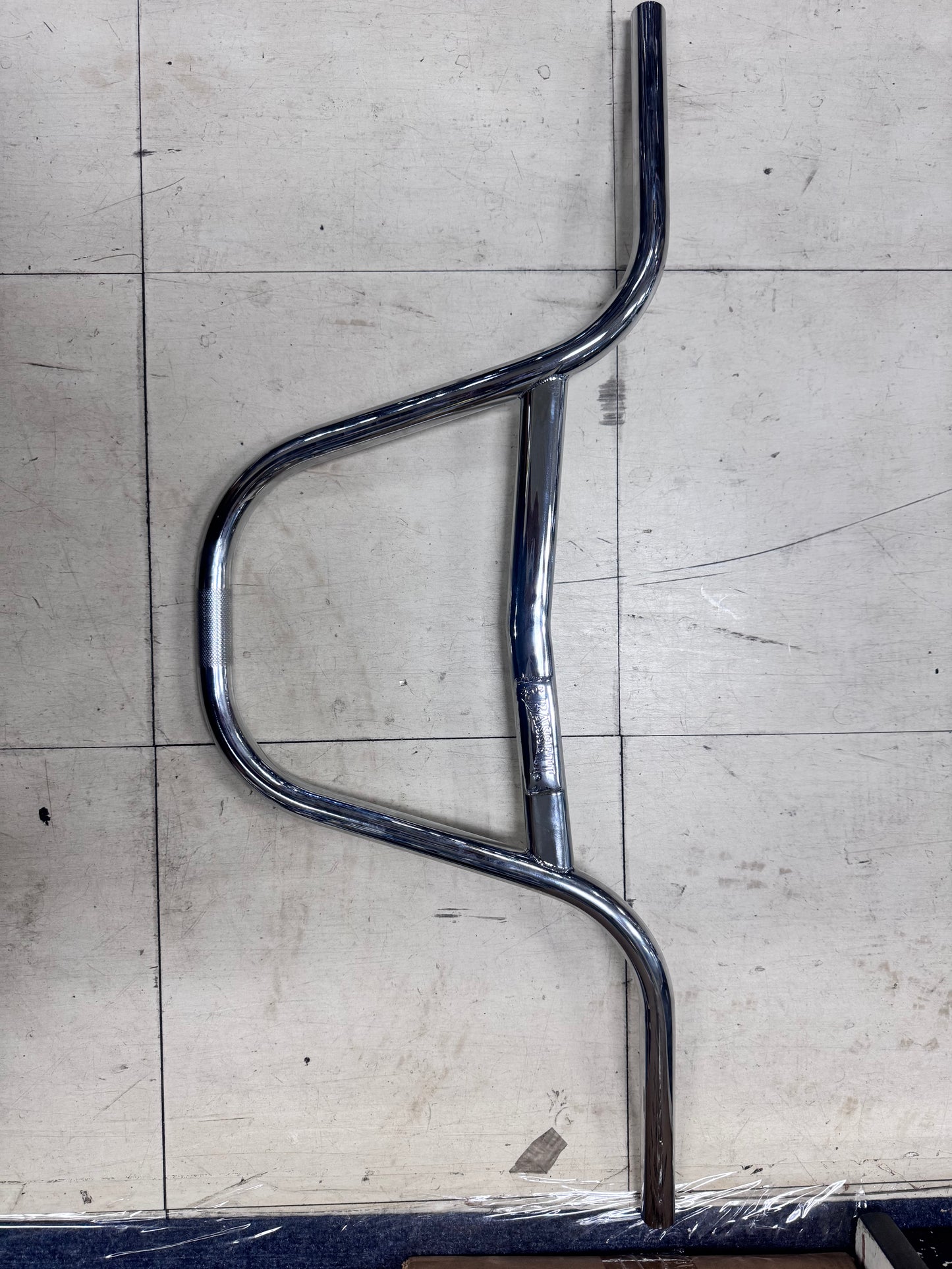 10” Bassett 2 Piece Flat V-Bars Chrome 2022