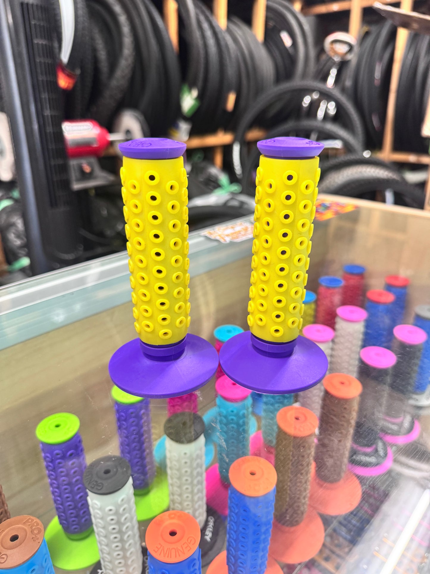 Frank’s Bicycles REPOP B1-B Grips LOS ANGELES LAKERS COLOR COMBO 🚨POPULAR*🚨