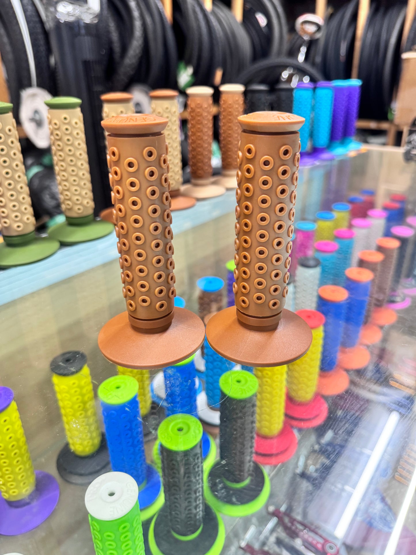 Frank’s Bicycles REPOP B1-B Grips SOLID COLOR (BROWN)