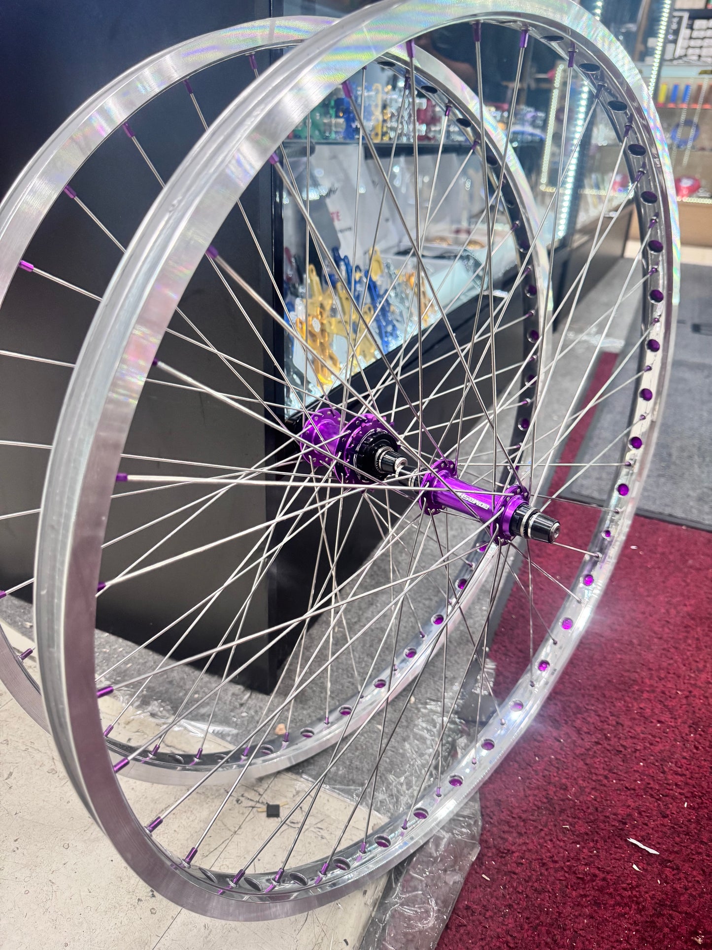 Wheel set Hole Shot rims W/ Purple Rim Tape Purple Bombshell hubs + Cassette
