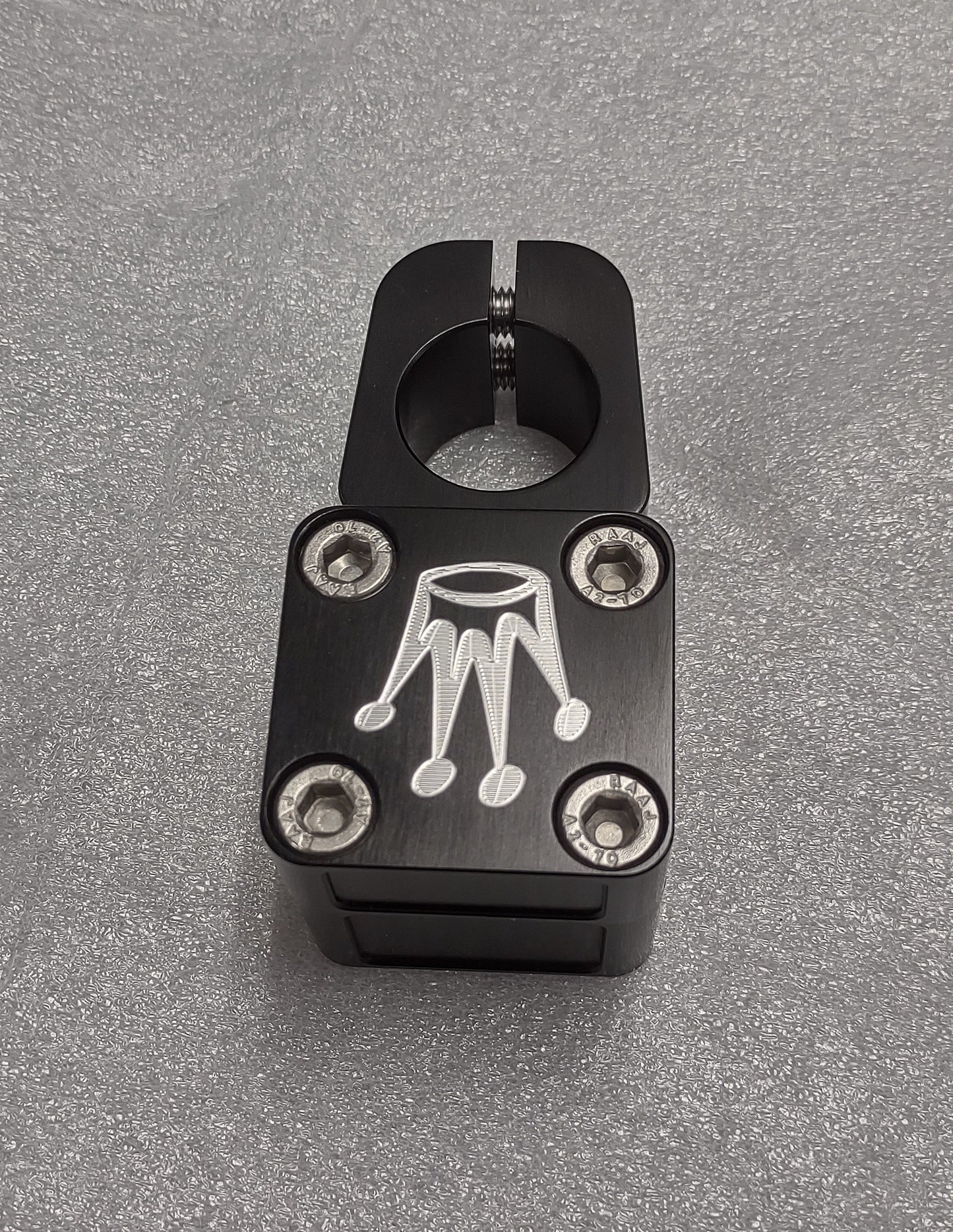 Cst top load stem black